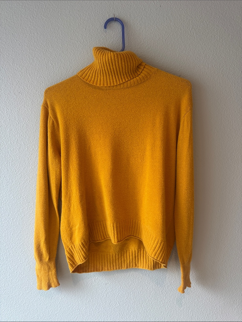 Abound Size Small Mustard Turtleneck Sweater